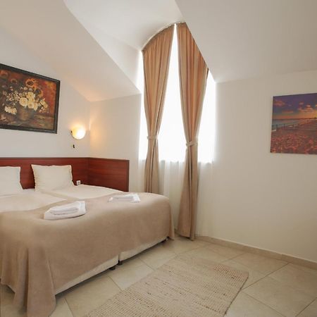 Hotel Central Balchik Eksteriør billede