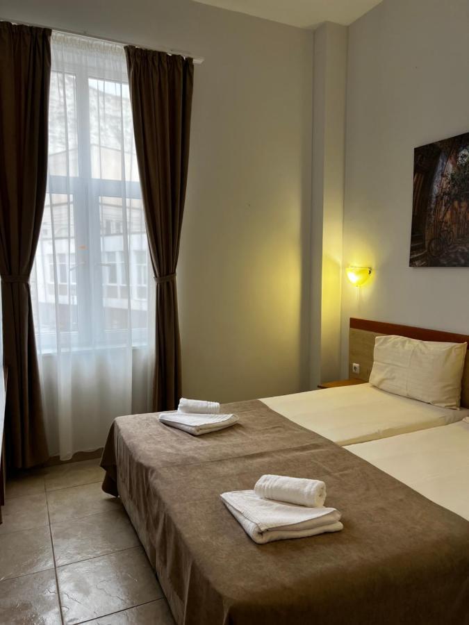Hotel Central Balchik Eksteriør billede