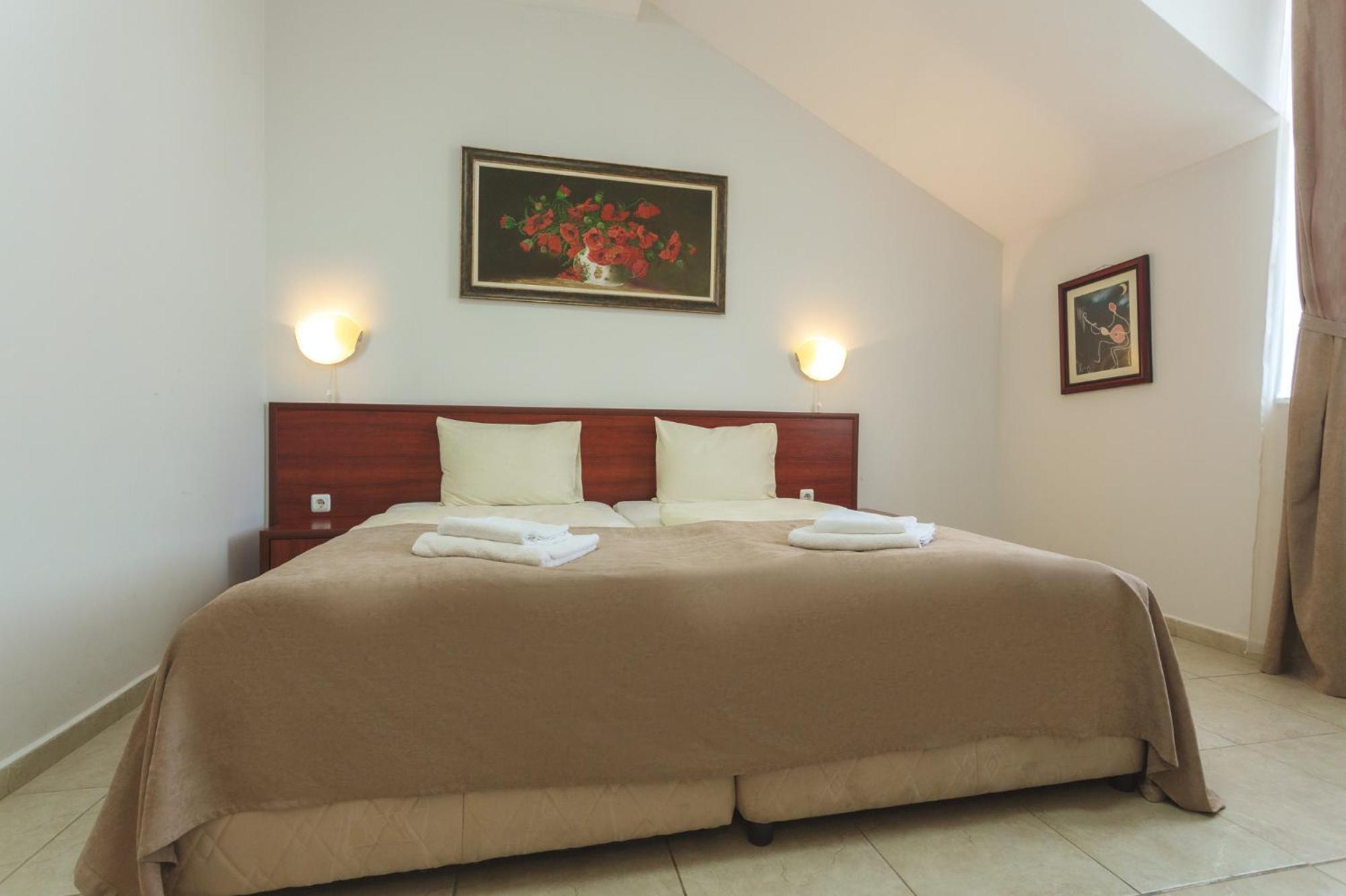 Hotel Central Balchik Eksteriør billede
