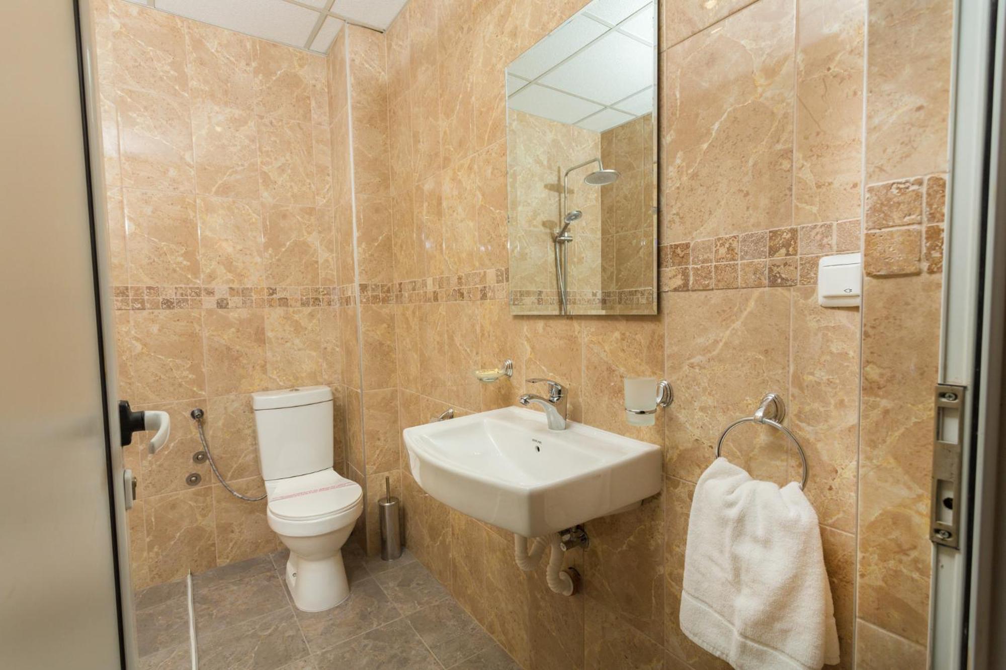 Hotel Central Balchik Eksteriør billede