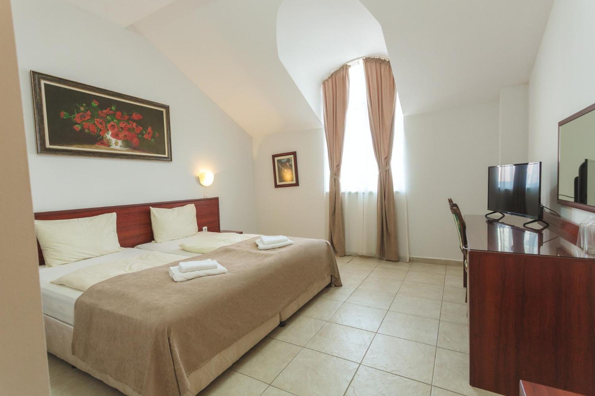 Hotel Central Balchik Eksteriør billede